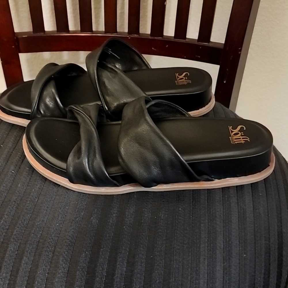 Sofft Black Leather Ainsworth Sandals Sz 10